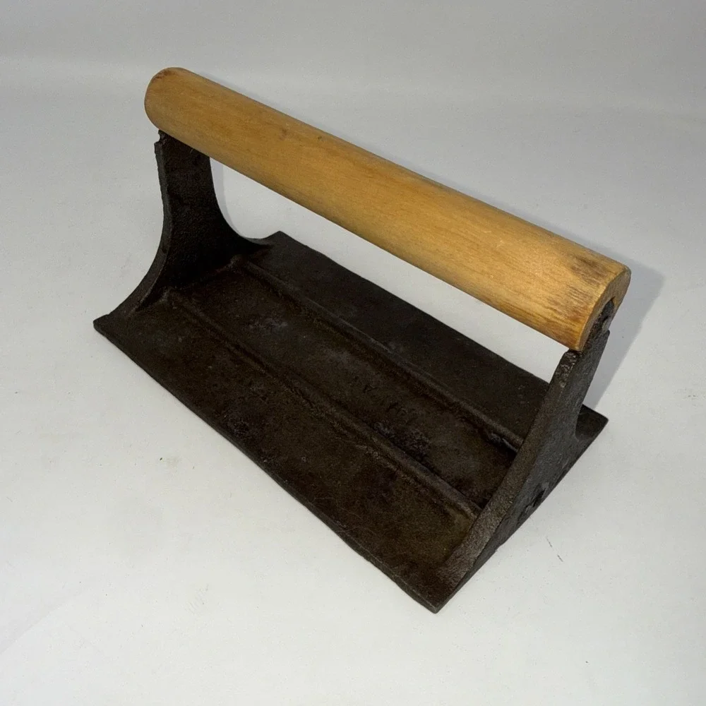 Vintage Cast Iron Bacon Press Wood Handle Embossed Pig 7X4 Inch Residue Areas